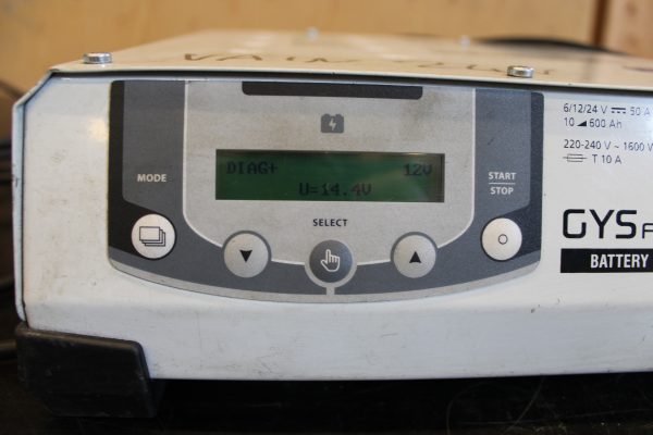 GYS Flash 50.24HF akkulaturi 2 kpl (TK90) - Image 15