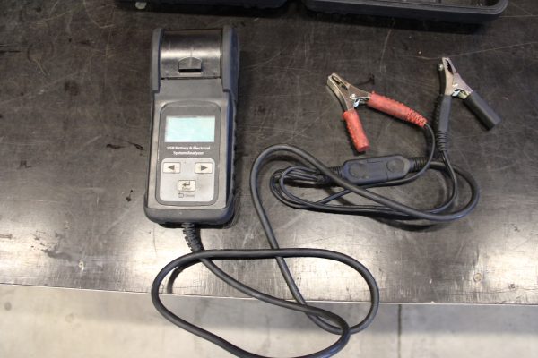 Akkutesteri, akkulaturi ja akun diagnostiikkalaite (TK95) - Image 12