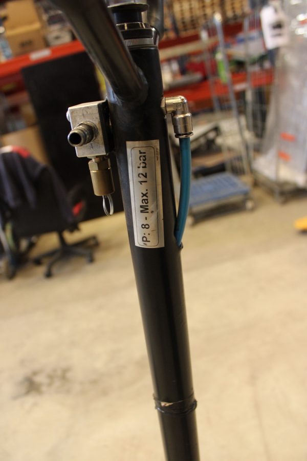 Compac A10T-CG2 paineilmakäyttöinen tunkki ja rengaskärry (TK99) - Image 10