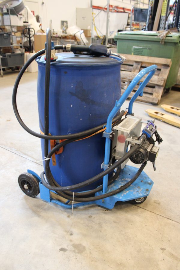 Adblue pumppu ja säiliö (TK105)