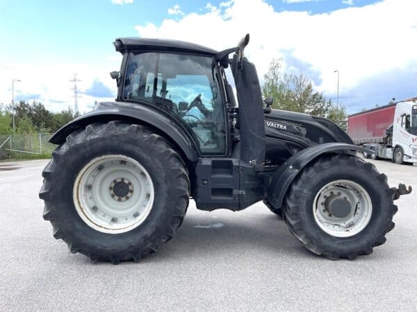 Valtra T234 - Image 5