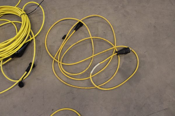 Hyljekarkottimia, testereitä ja työkaluja (SN22) - Image 31