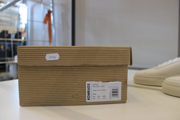 Komrads APLS Low Sneaker, koko 40 (NI8) - Image 2