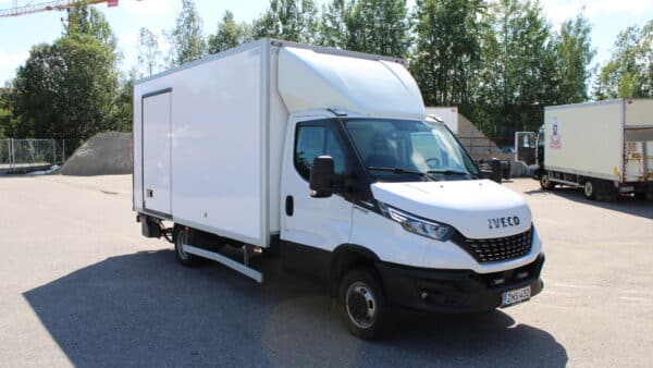 Iveco 50C18 3.0, -21 (ZNS-432)