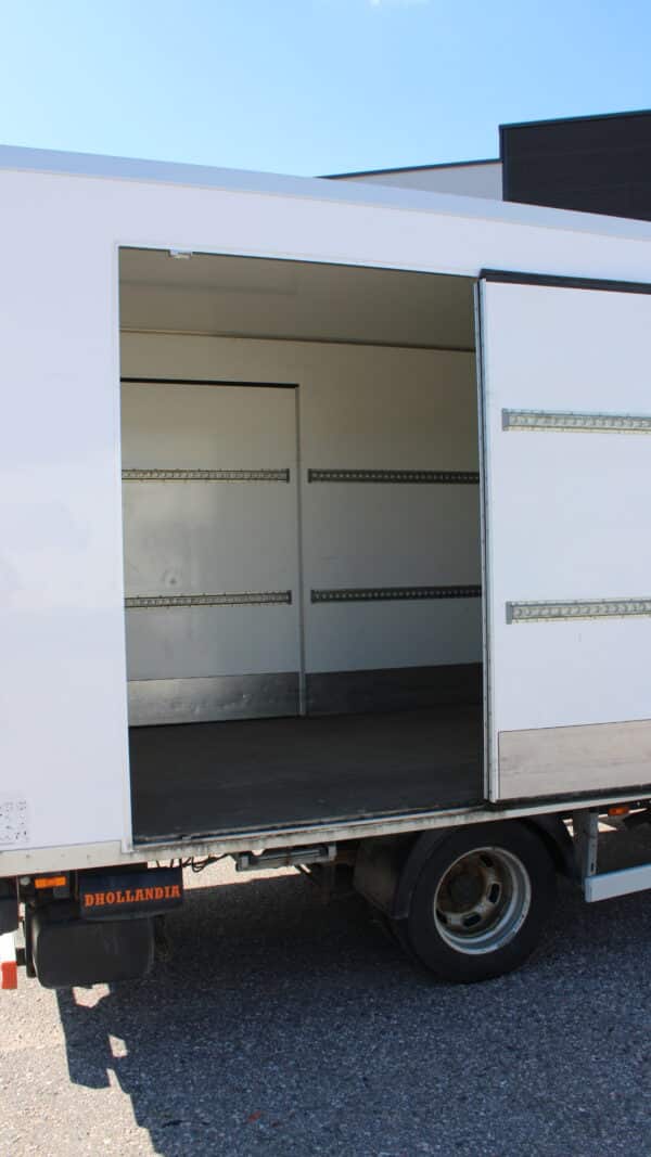 Iveco 50C18 3.0, -21 (ZNS-432) - Image 17