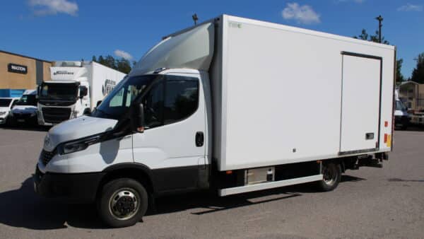 Iveco 50C18 3.0, -21 (ZNS-432) - Image 22