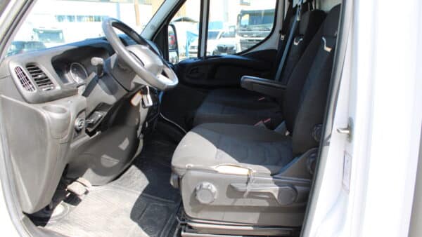 Iveco 50C18 3.0, -21 (ZNS-432) - Image 28