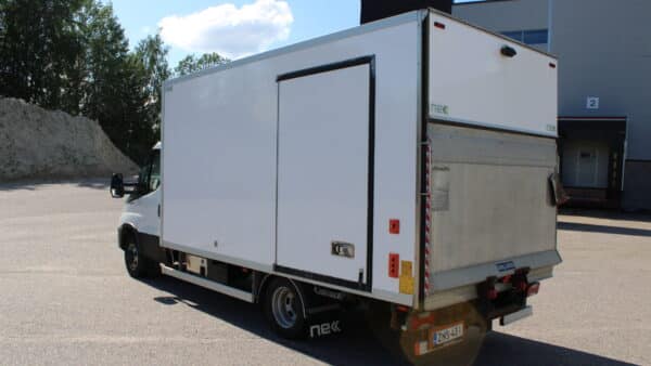 Iveco 50C18 3.0, -21 (ZNS-431) - Image 8