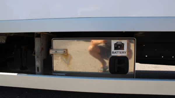 Iveco 50C18 3.0, -21 (ZNS-431) - Image 10