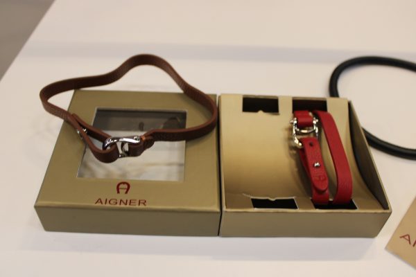 Max Mara lompakko & Aigner kaulakorut (NI76) - Image 6