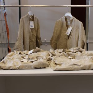 By Malene Birger silkkipaitoja (NI82)