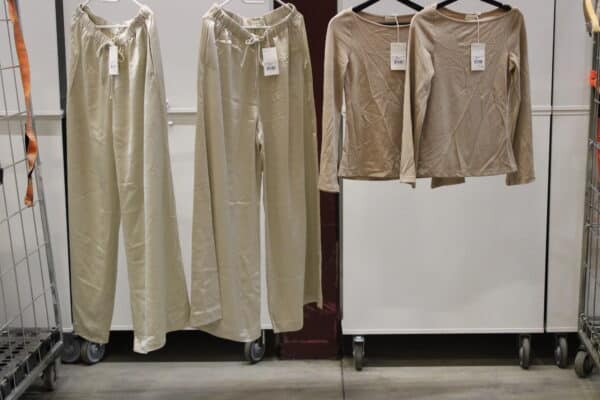 By Malene Birger housut ja paidat (NI98)